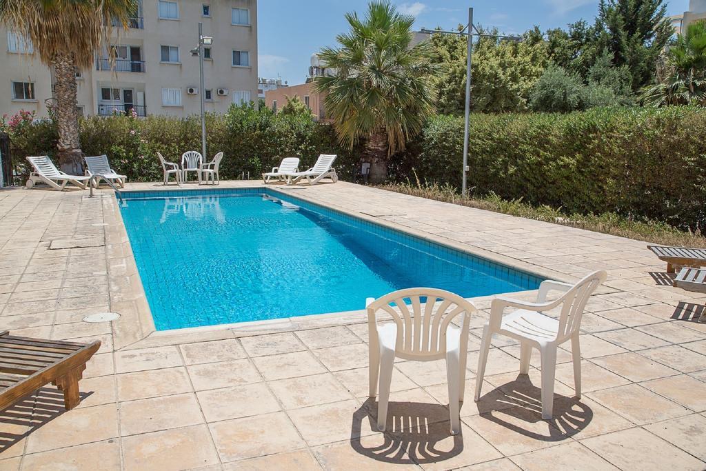 Paphos Love Nest Apartment Rum bild